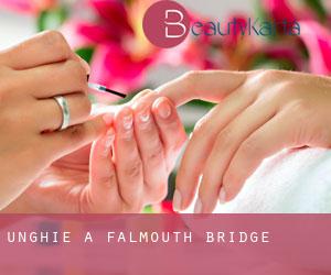 Unghie a Falmouth Bridge